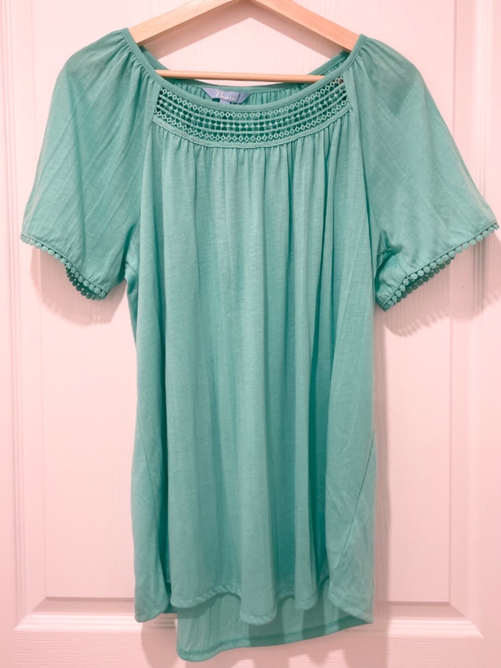 NWT PENMANS Crochet Trim Short Sleeve Top  - Size Medium